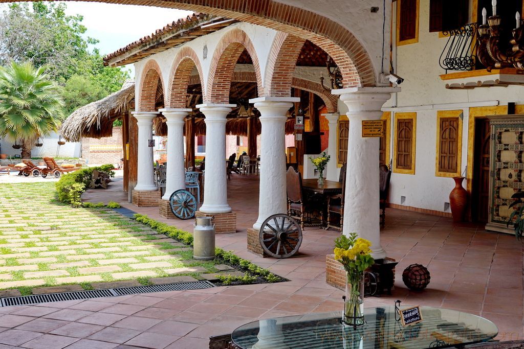 Santa Fe de Antioquia: Un oasis colonial en el corazón de Medellín 2 santa fe de antioquia un oasis colonial en el corazon de medellin